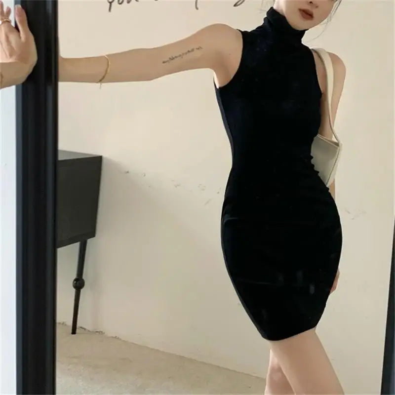 Turtle Neck Quarter Sleeve Dress