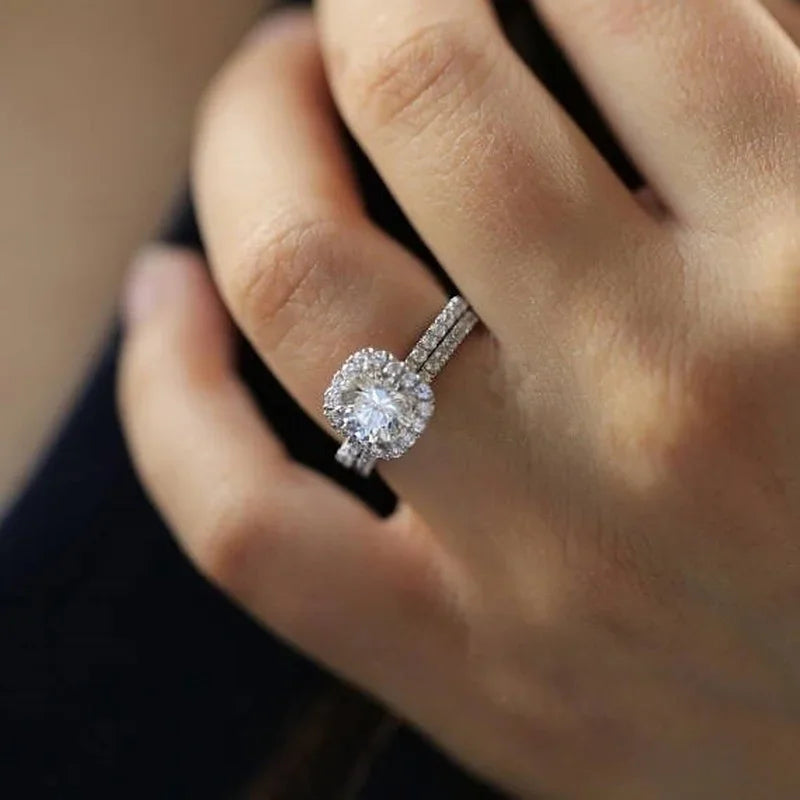 Huitan Luxury 2 piece Set Rings for Women